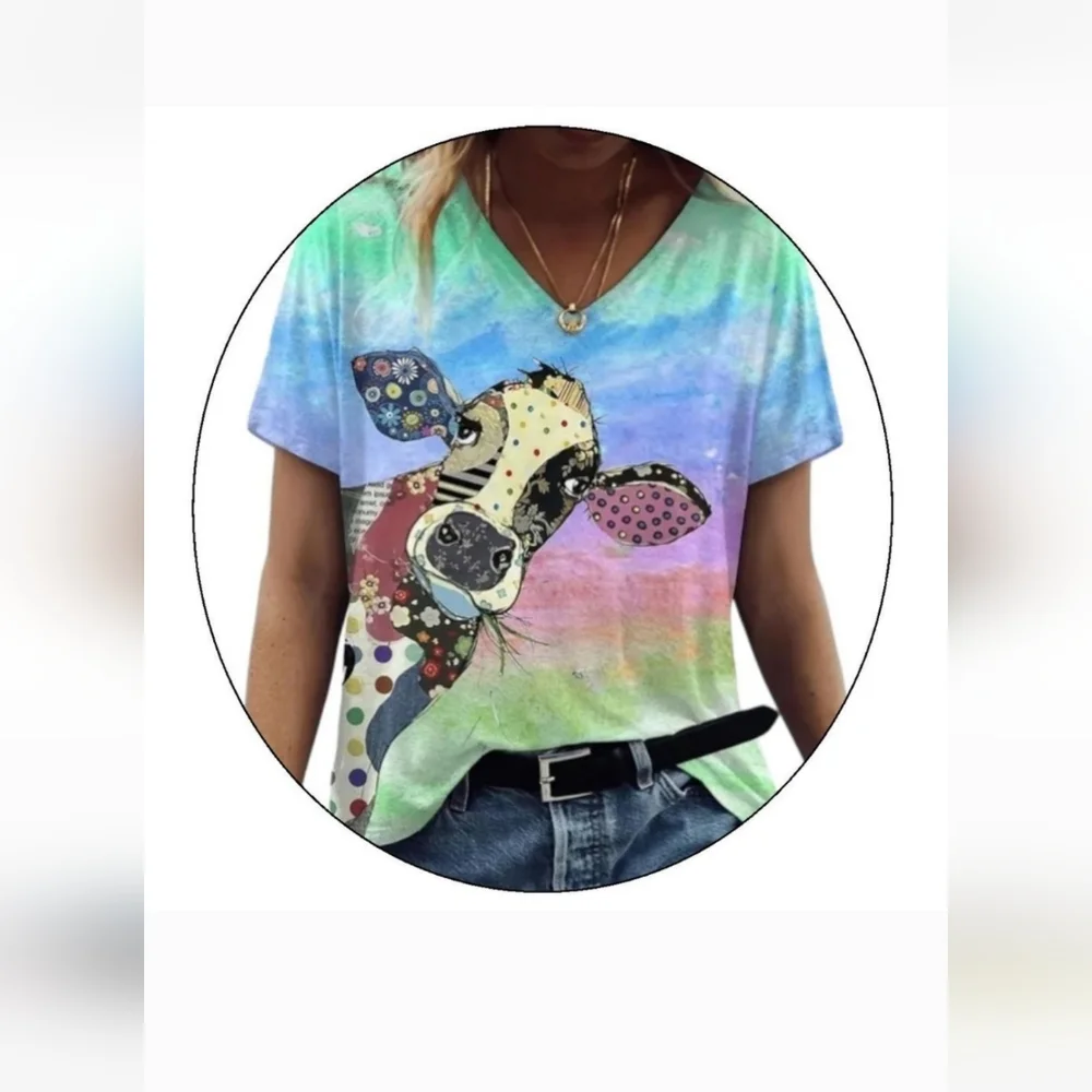 Adorable Cow On A Multi Colored T-Shirt - NWOT - Picture 1 of 3
